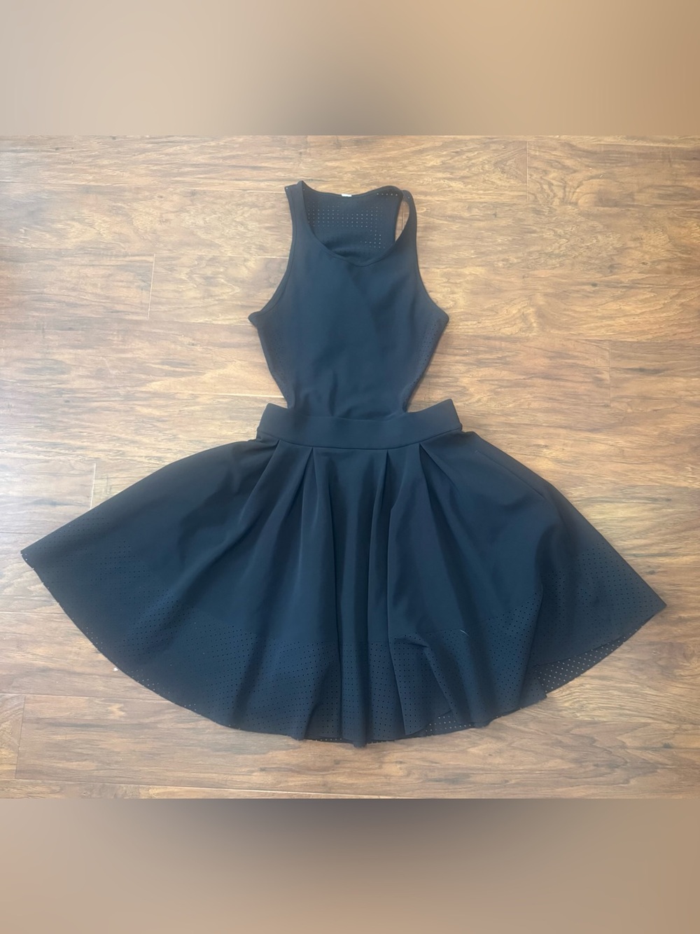 Lululemon Away Dress Black Tennis Travel Lightweight  Cut Out Back  NO SIZE TAG